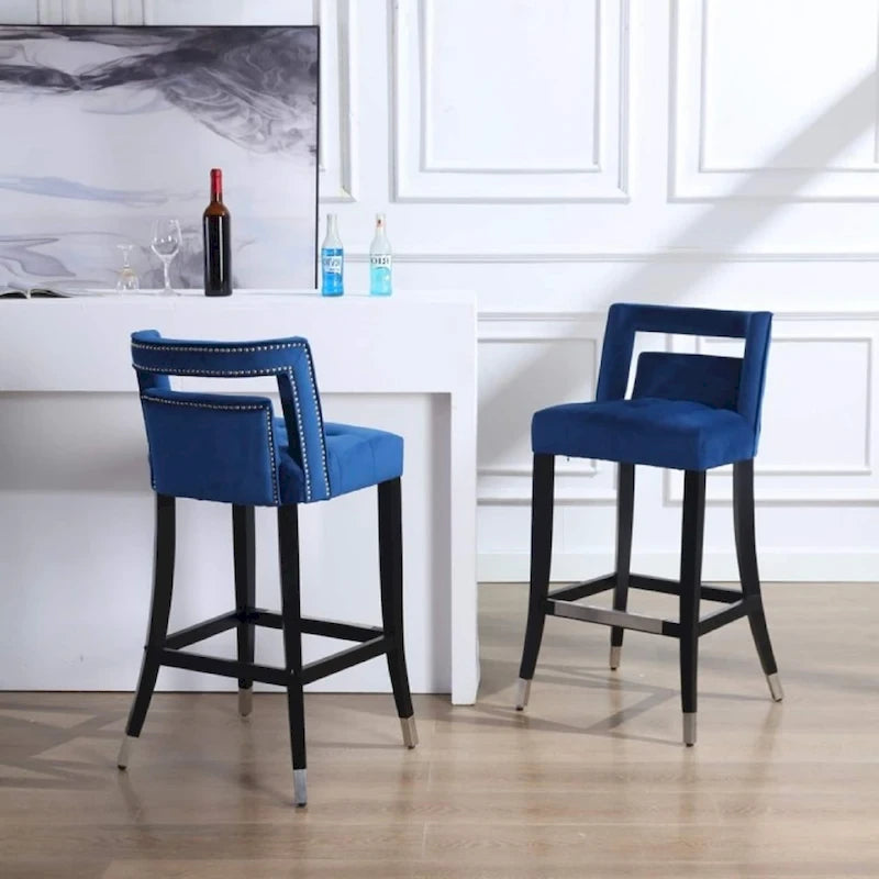 Tabouret de bar en velours clouté crème / gris / bleu marine – Siège unique, tissu et pieds en bouleau